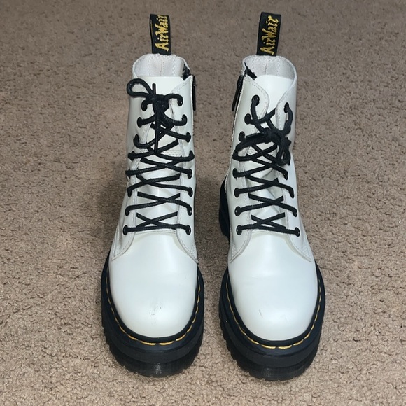 Dr. Martens Jadon Platform Boot 8-Eye Polished Smooth Leather White 6 - Picture 2 of 11